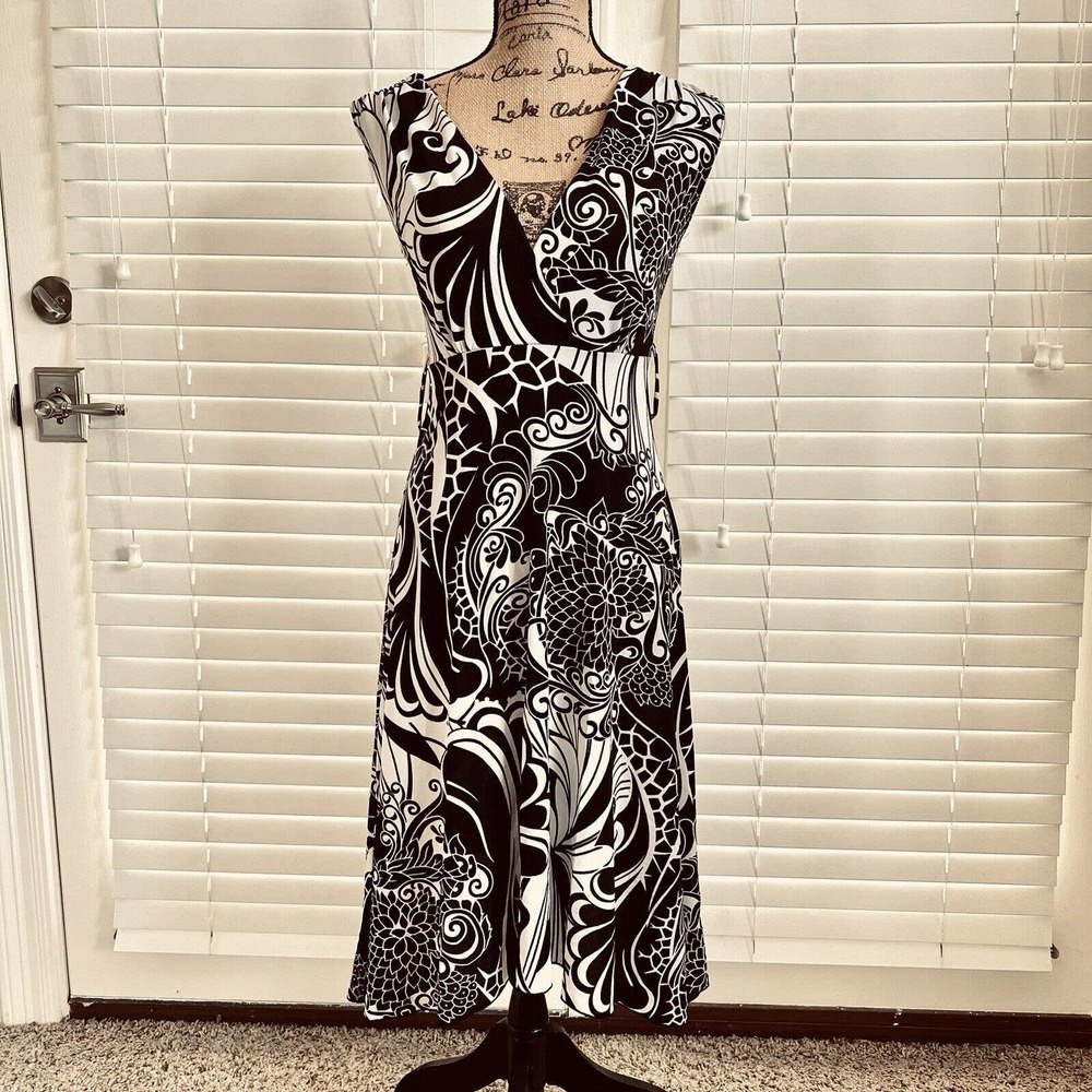 90’s Y2K Zoey Beth Juniors Maxi Dress Size Small Floral Sleeveless Black White